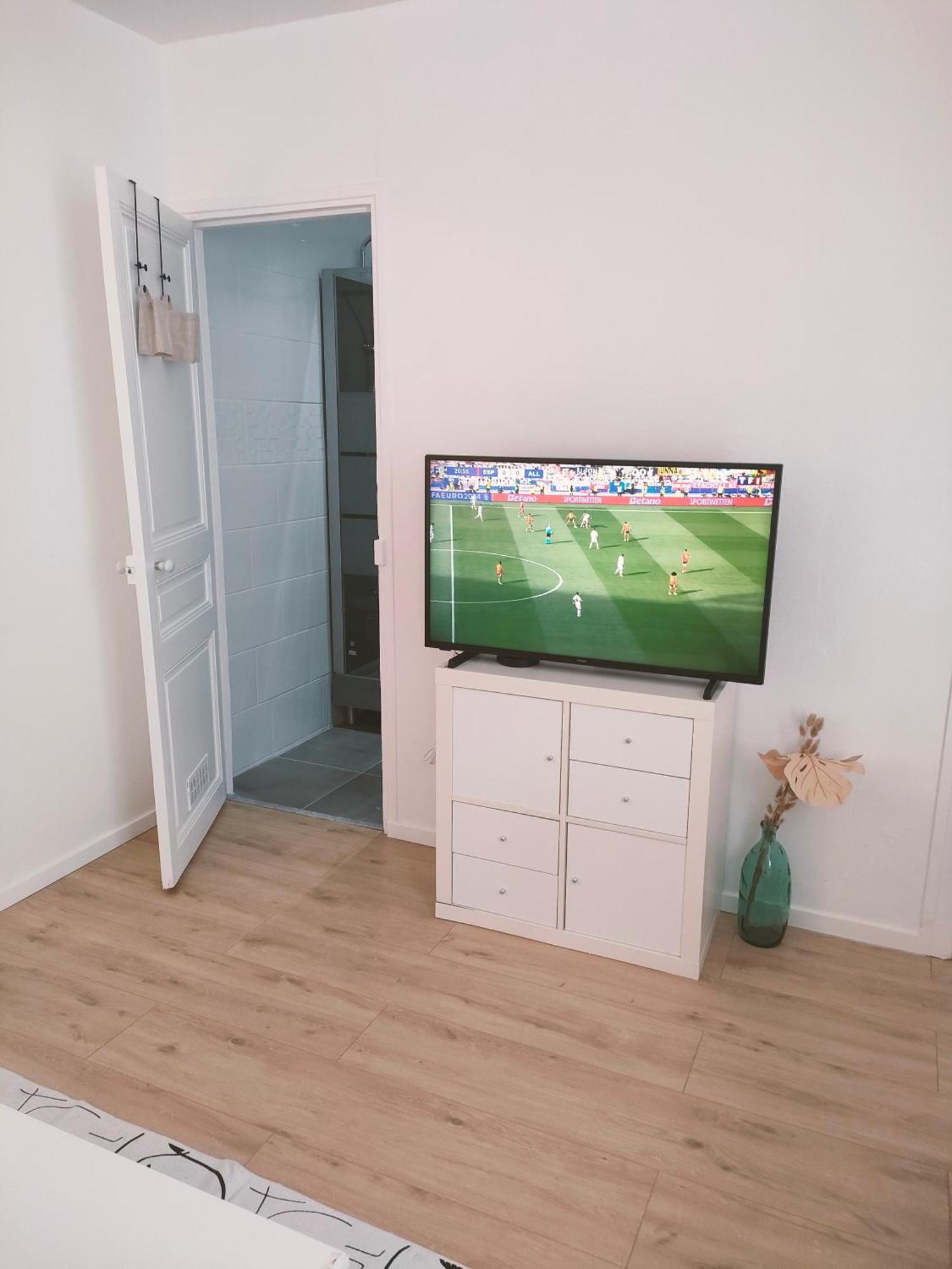 Appartement Proche De Paris Canal,Disney, Netflix أولناي سو بوا المظهر الخارجي الصورة